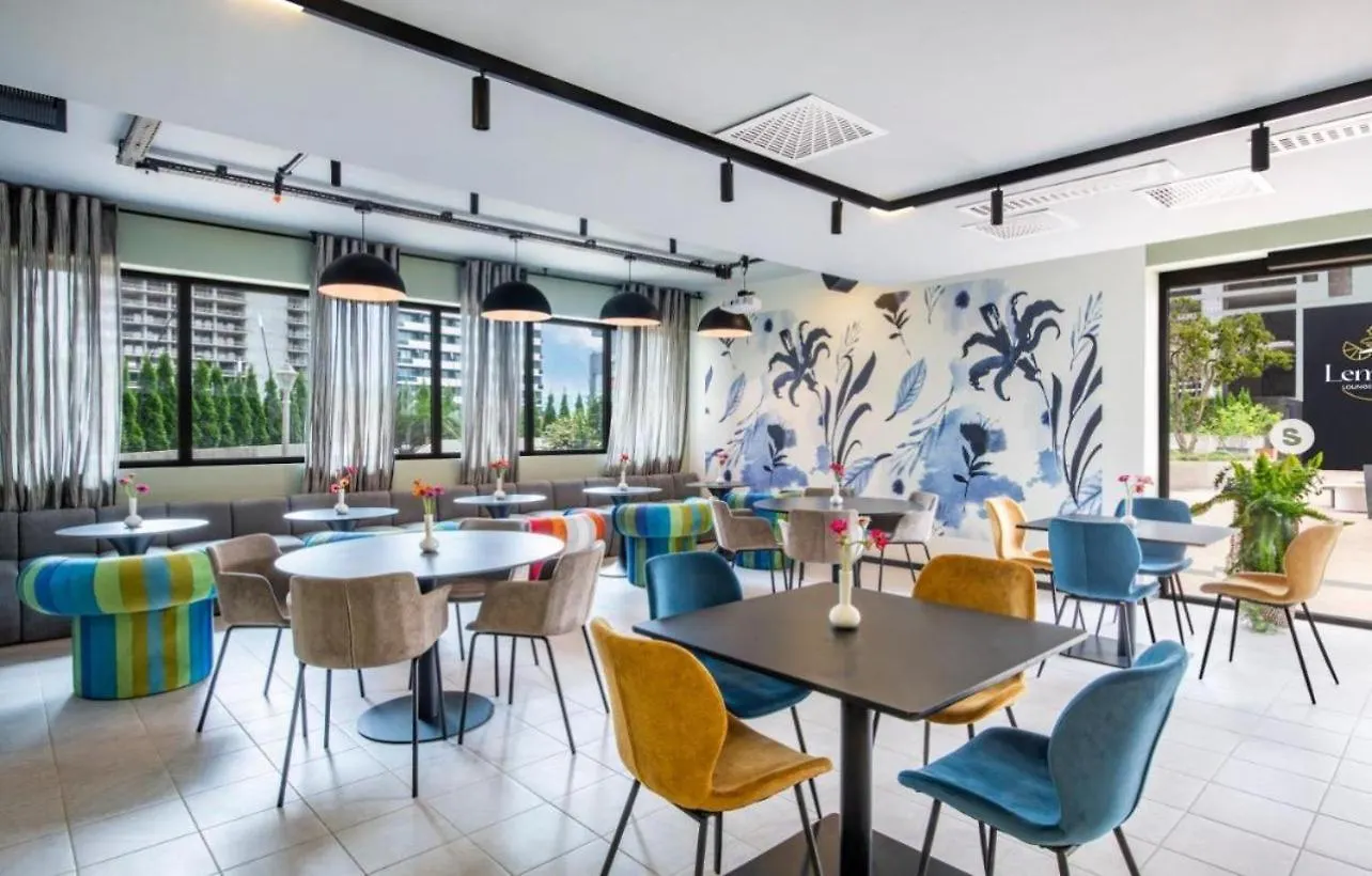 Nova Luxe Hotel & Residences Μπατούμι