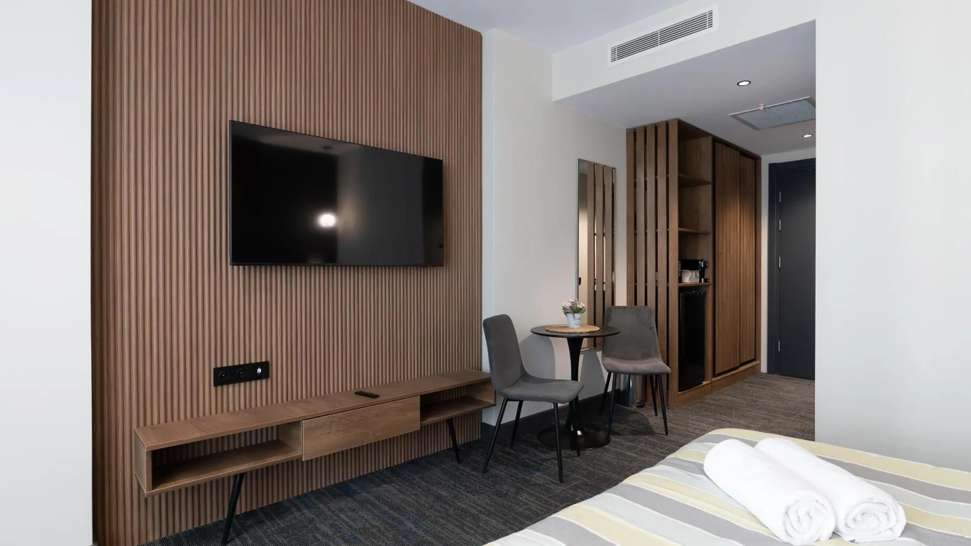 Nova Luxe Hotel & Residences Μπατούμι 5*,  Γεωργία