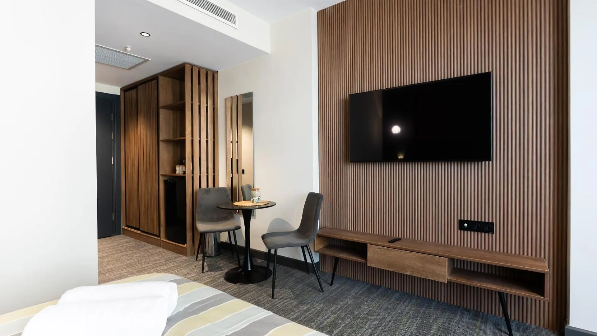 *****  Nova Luxe Hotel & Residences Batumi Gruzja