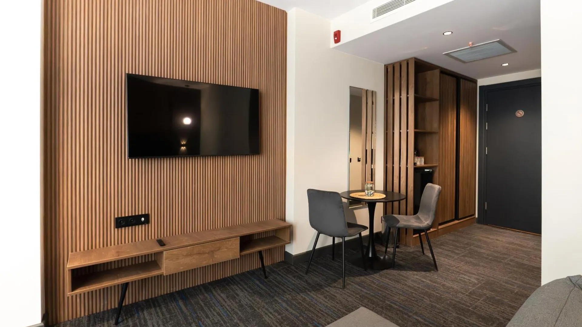 Nova Luxe Hotel & Residences Μπατούμι