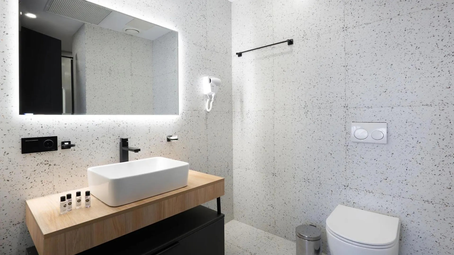 Nova Luxe Hotel & Residences Μπατούμι
