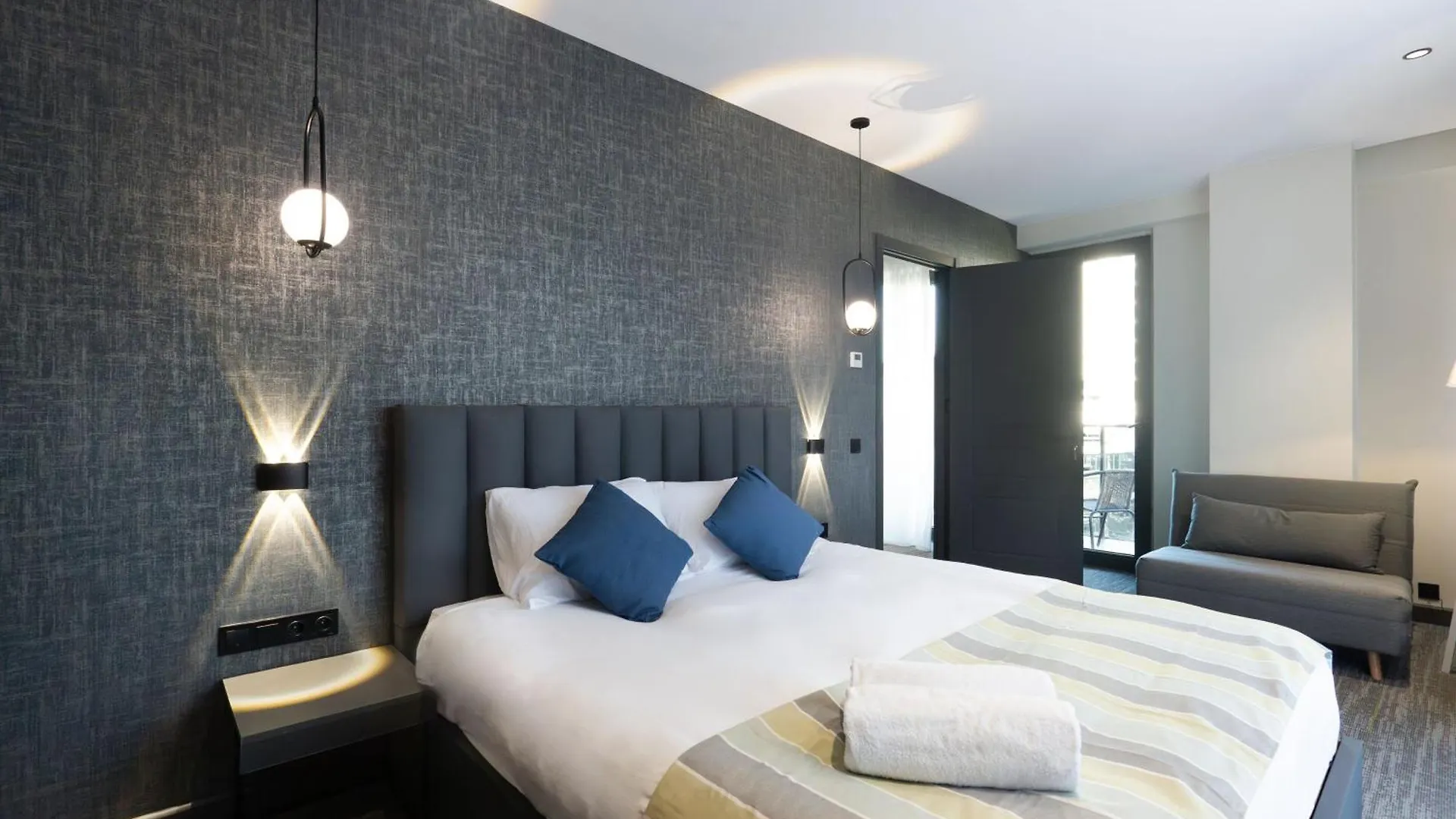 Nova Luxe Hotel & Residences Batumi 5*,  Georgia