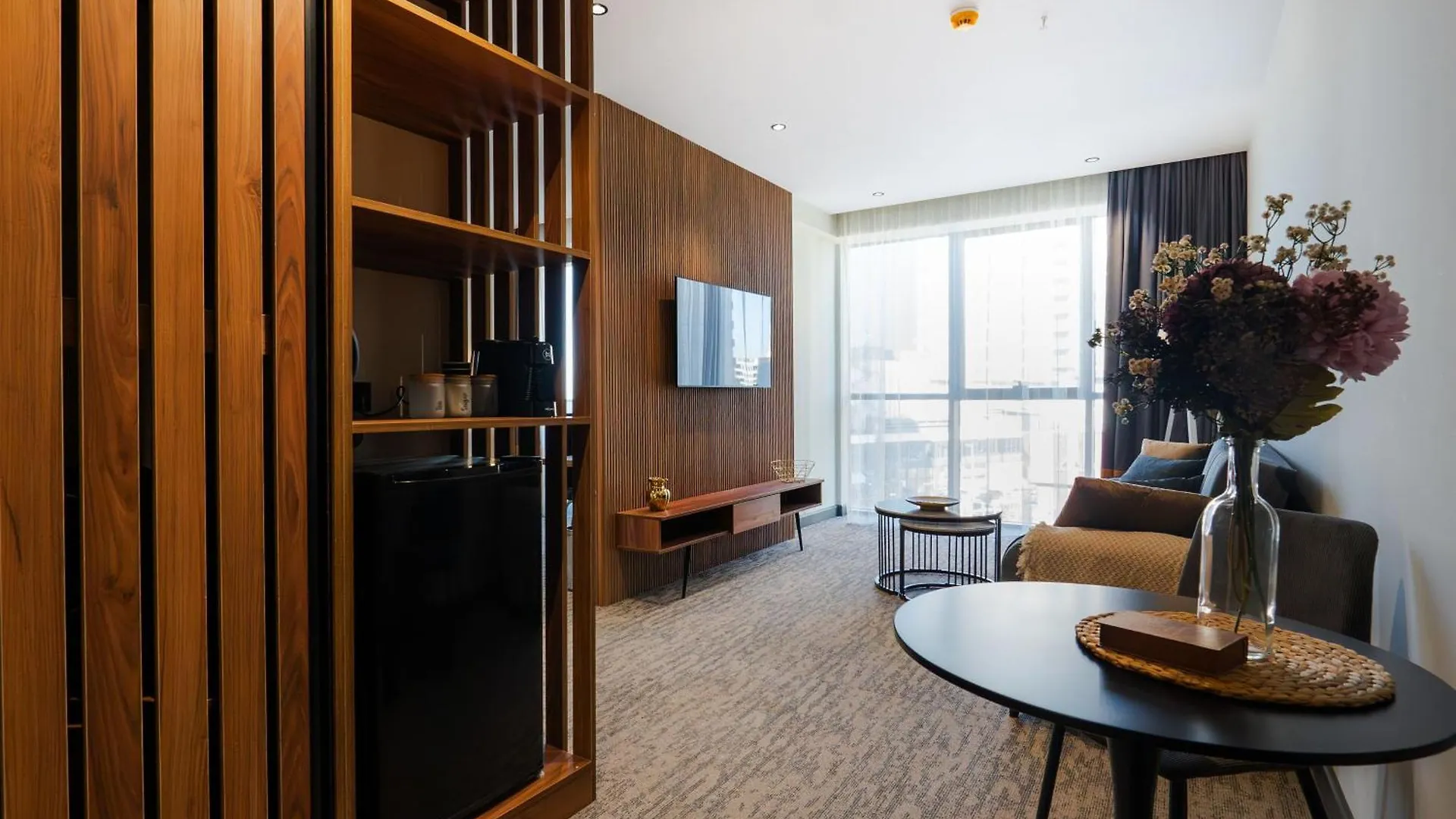 Nova Luxe Hotel & Residences Μπατούμι 5*,