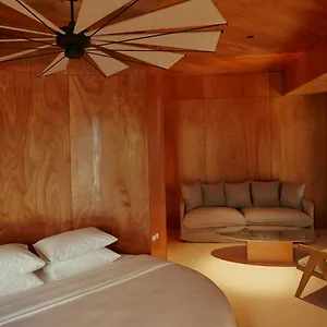 Rooms Hotel Batumi Батуми